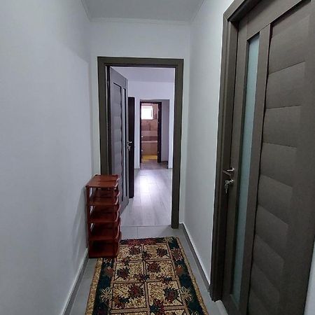 Apartamento Apartament Beatrice Năvodari Exterior foto